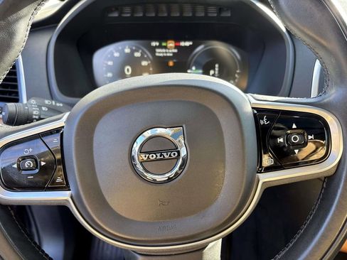 Used 2021 Volvo XC90 T8 Inscription Expression w/ Climate Package image 16
