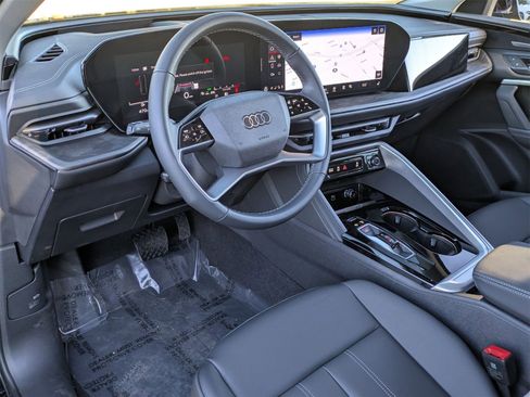 New 2025 Audi Q5 Premium Plus image 8