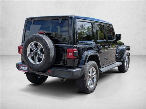Used 2021 Jeep Wrangler Unlimited Sahara AWD/4WD image 5