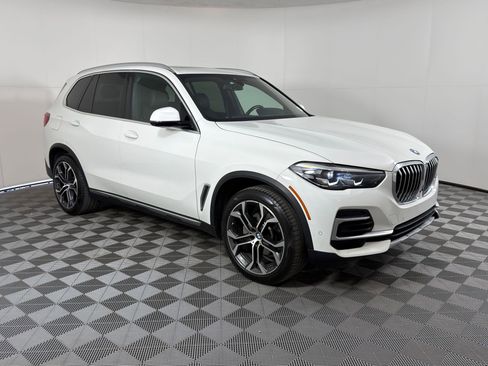 Used 2023 BMW X5 sDrive40i w/ Premium Package image 6