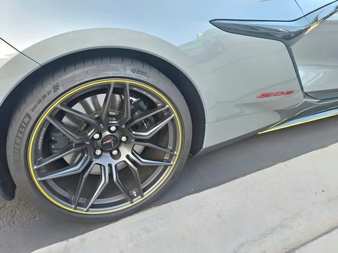 Used 2024 Chevrolet Corvette Z06 RWD image 12
