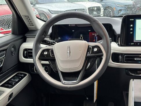 New 2026 Lincoln Aviator Reserve AWD/4WD image 13