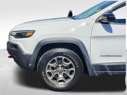 Used 2022 Jeep Cherokee Trailhawk AWD/4WD image 9