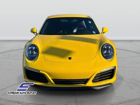 Used 2018 Porsche 911 Carrera 4S AWD/4WD image 2