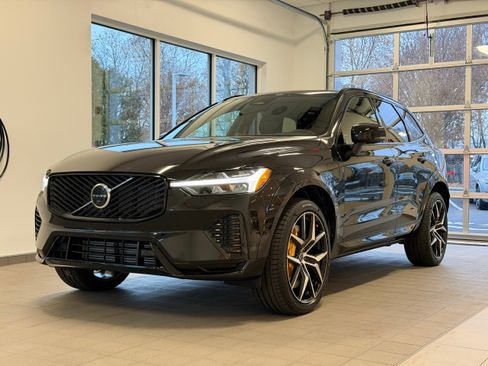 New 2026 Volvo XC60 T8 Polestar image 2