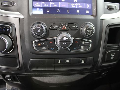 Used 2024 RAM 1500 Classic Warlock w/ Electronics Group image 14