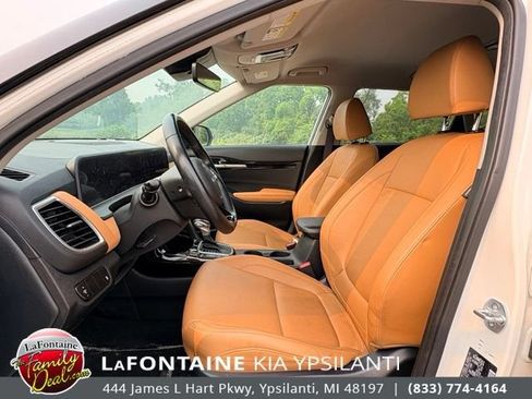 Certified 2024 Kia Seltos SX AWD/4WD image 9