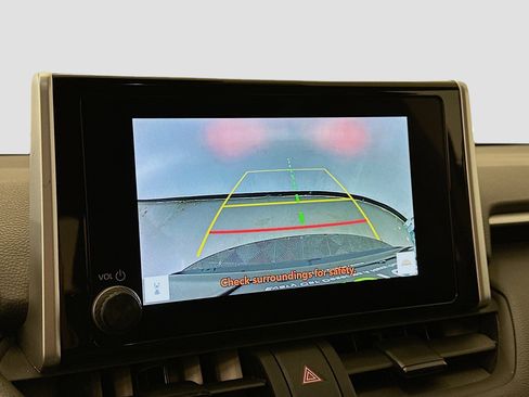 Used 2025 Toyota RAV4 LE image 23