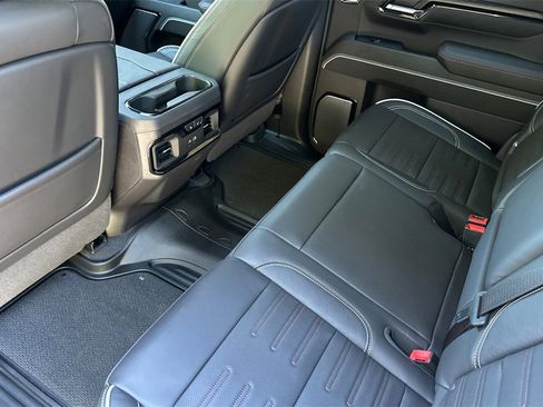 Used 2024 GMC Sierra 1500 AT4X image 13