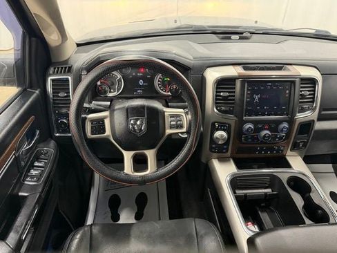 Used 2018 RAM 1500 Laramie w/ Convenience Group AWD/4WD image 14