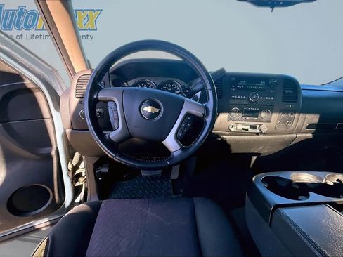 Used 2011 Chevrolet Silverado 1500 LT w/ All-Star Edition AWD/4WD image 13