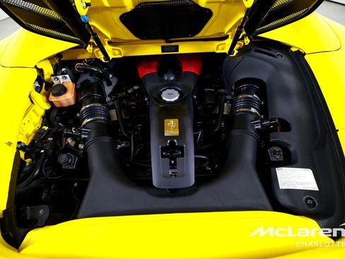 Used 2017 Ferrari 488 Spider RWD image 28