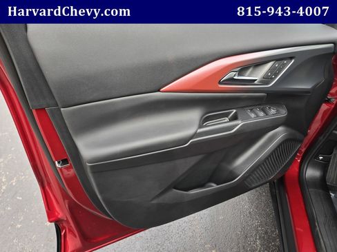 Used 2026 Chevrolet Equinox EV RS FWD image 33