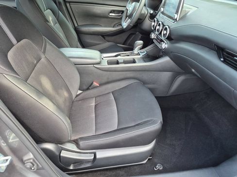 Used 2025 Nissan Sentra SV w/ All-Weather Package FWD image 24