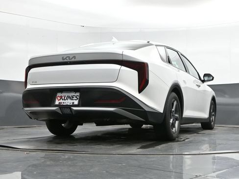 Used 2025 Kia K4 FWD image 40