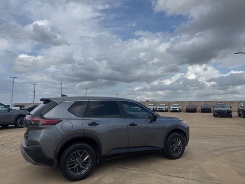 Certified 2023 Nissan Rogue S image 22