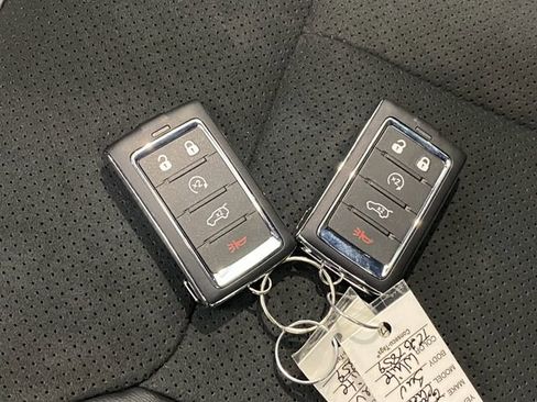 New 2026 Jeep Grand Cherokee Altitude image 30