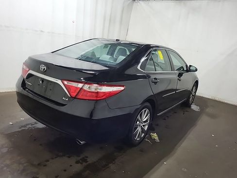 Used 2017 Toyota Camry XLE w/ Protection Package (Q2) FWD image 10