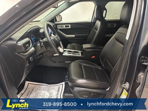 Used 2024 Ford Explorer XLT w/ Equipment Group 202A AWD/4WD image 5