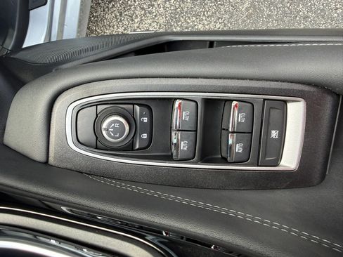 Used 2025 Subaru Legacy Limited AWD/4WD image 13