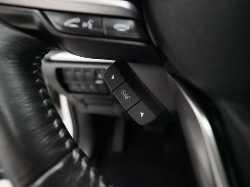 Used 2020 Subaru Forester Premium AWD/4WD image 19