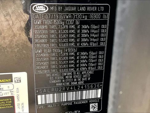 Used 2020 Land Rover Discovery Landmark AWD/4WD image 35