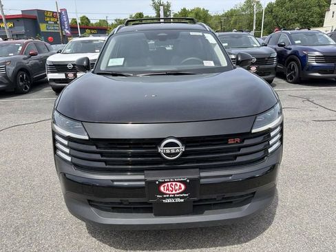 New 2026 Nissan Kicks SR w/ SR Premium Package AWD/4WD image 2