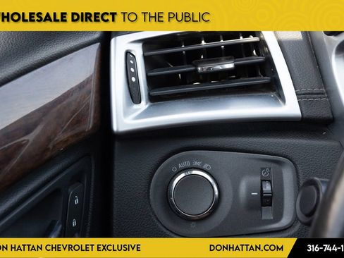 Used 2012 Cadillac SRX Luxury AWD/4WD image 11