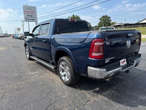 Used 2020 RAM 1500 Laramie AWD/4WD image 8