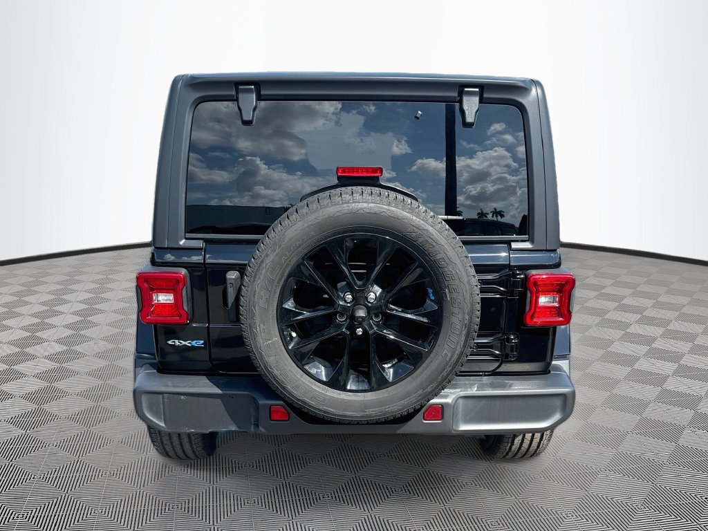 Certified 2023 Jeep Wrangler Unlimited Sahara AWD/4WD image 7