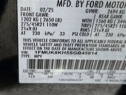 Used 2025 Ford Explorer ST-Line w/ ST-Line Street Pack image 33