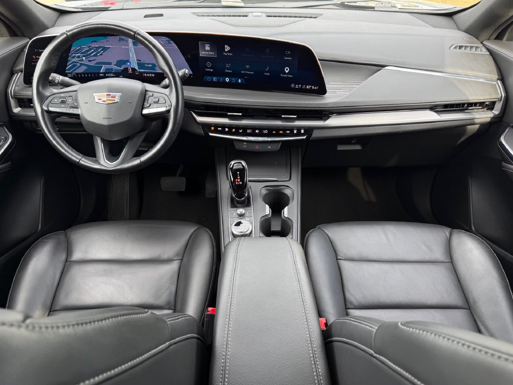 Used 2025 Cadillac XT4 Premium Luxury FWD image 22