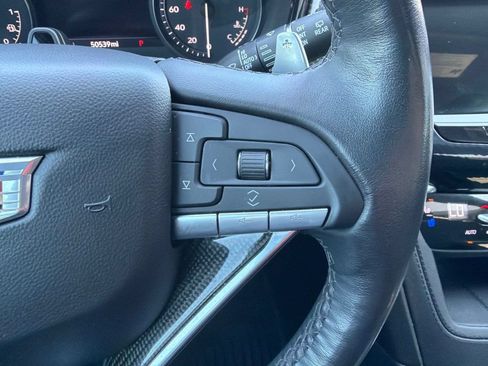 Used 2024 Cadillac XT6 Sport w/ Technology Package AWD/4WD image 26