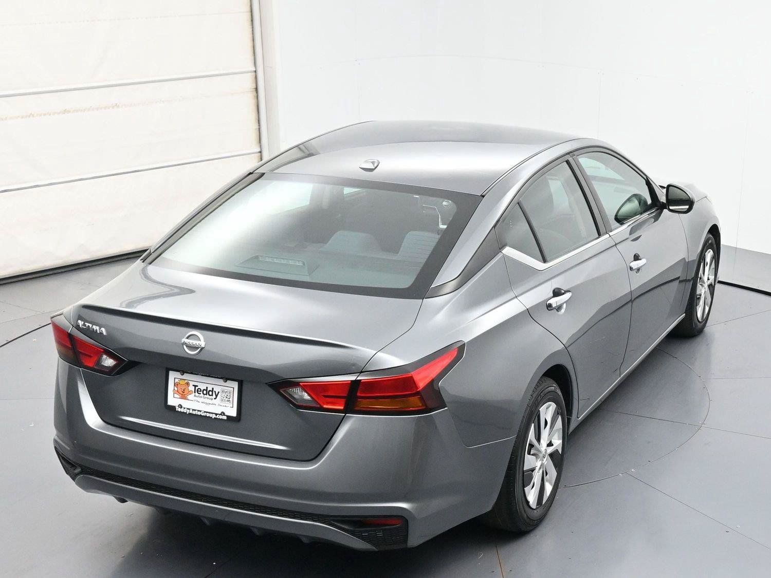 Used 2020 Nissan Altima 2.5 S FWD image 29