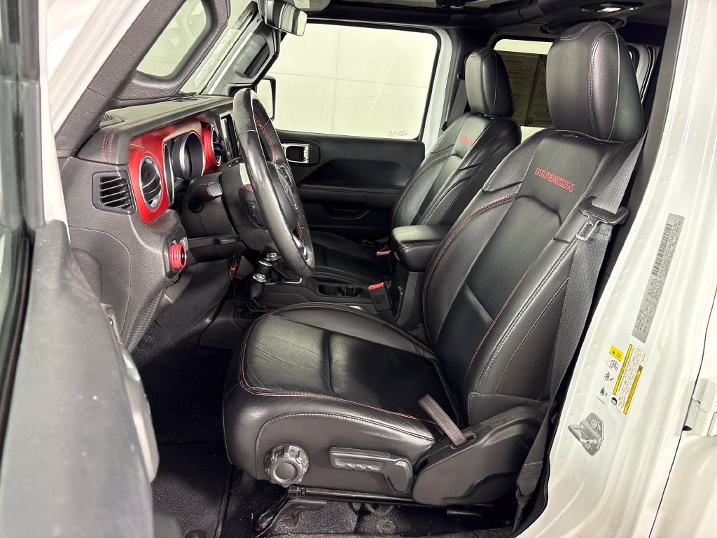 Used 2018 Jeep Wrangler Unlimited Rubicon AWD/4WD image 31