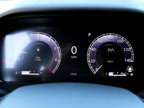 New 2025 Jeep Grand Cherokee L Laredo image 12