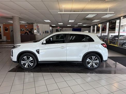 Used 2021 Mitsubishi Outlander Sport SE AWD/4WD image 2