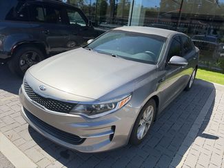 Used 2018 Kia Optima LX w/ 17" Alloy Wheels Package video 1