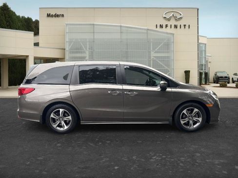 Used 2019 Honda Odyssey Touring image 4