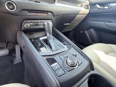 Used 2019 MAZDA CX-5 Touring image 16