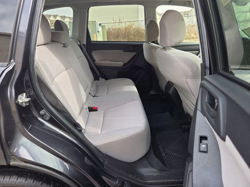 Used 2015 Subaru Forester 2.5i Premium image 16