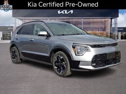 Certified 2023 Kia Niro Wave w/ Wave Preserve Package