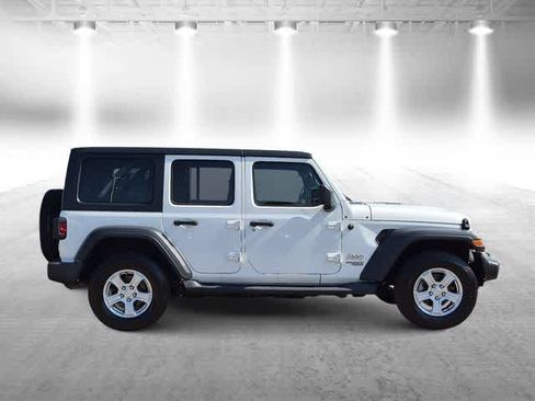 Certified 2018 Jeep Wrangler Unlimited Sport S AWD/4WD image 9