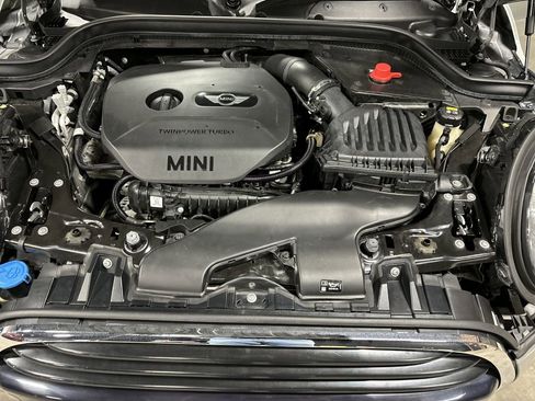 Used 2019 MINI Cooper 2-Door Hardtop w/ Storage Package image 61