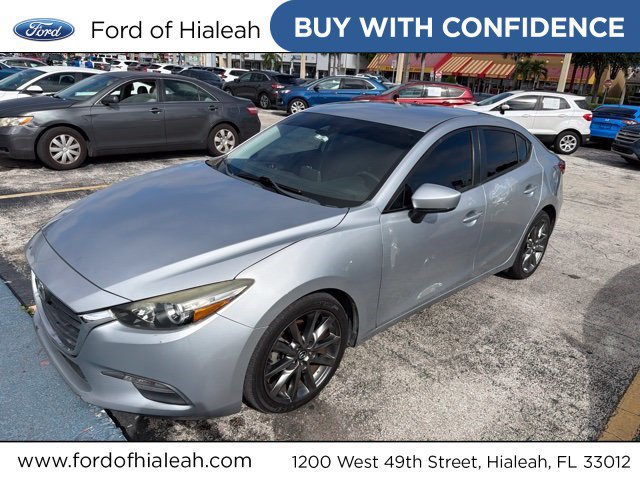 Used 2018 MAZDA MAZDA3 Touring FWD image 1