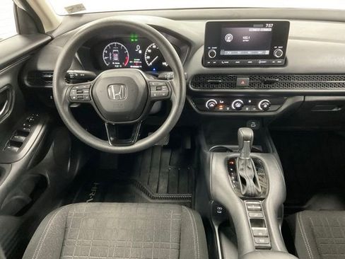 Certified 2025 Honda HR-V LX image 13