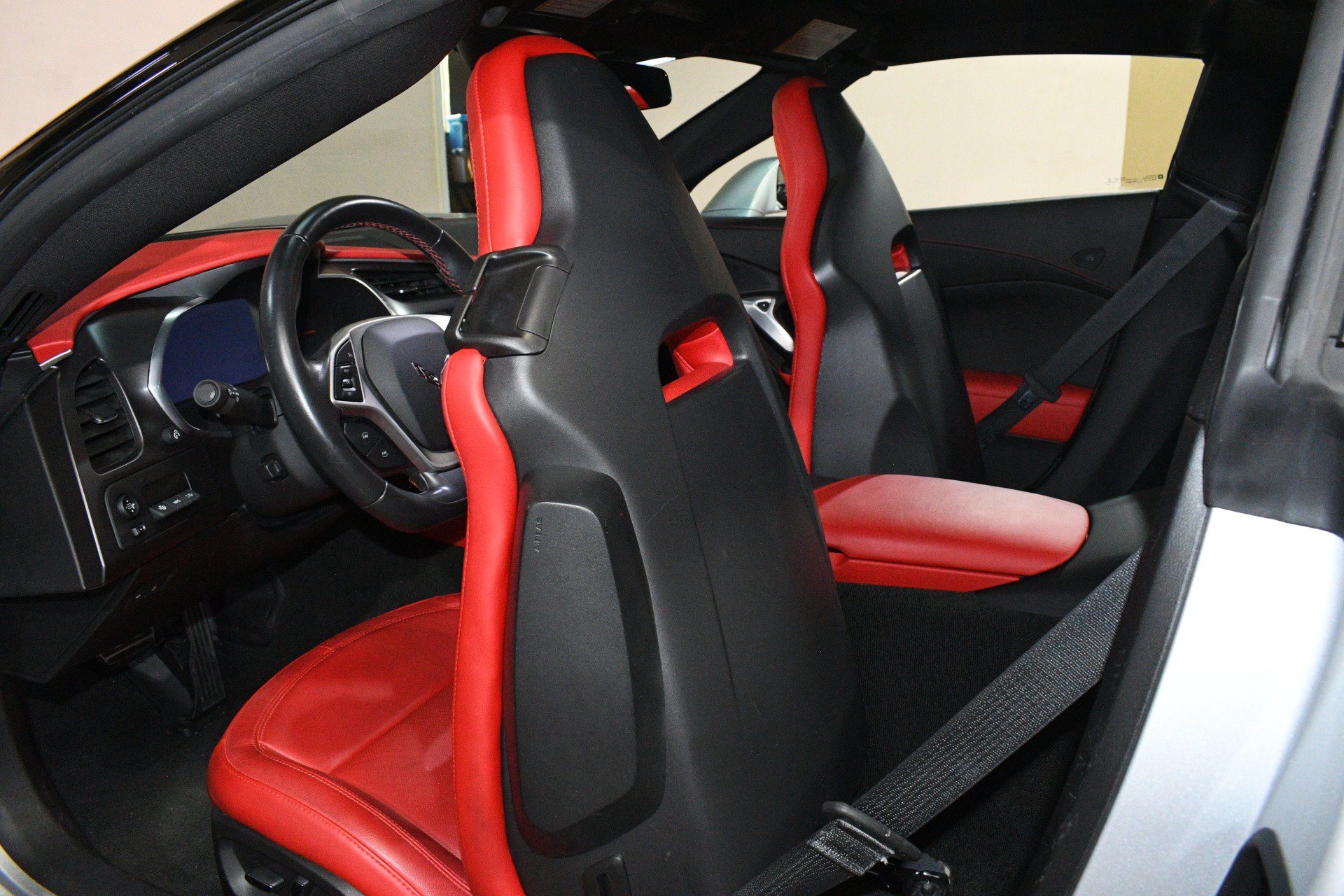 Used 2019 Chevrolet Corvette Grand Sport RWD image 15