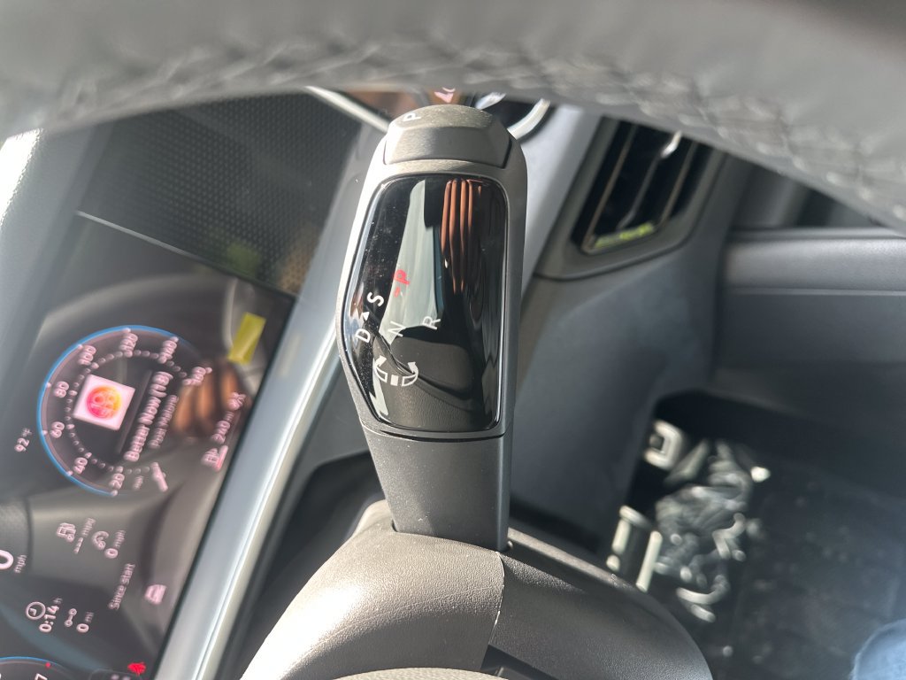 New 2026 Volkswagen Tiguan SE R-Line AWD/4WD image 17