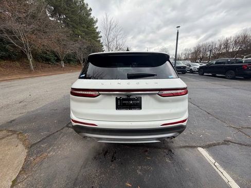 New 2026 Lincoln Corsair Premiere image 8