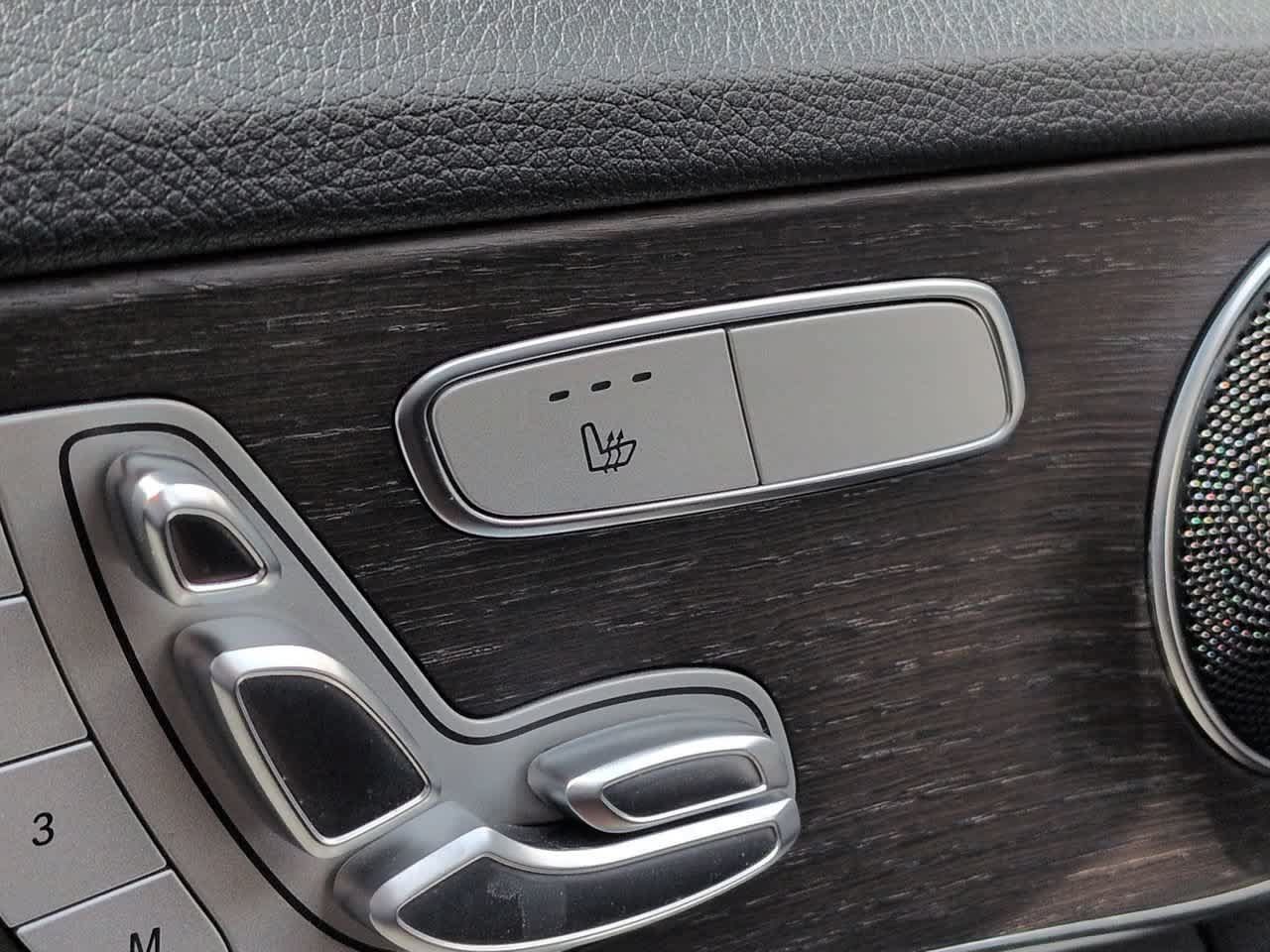 Used 2019 Mercedes-Benz C 300 Sedan image 23